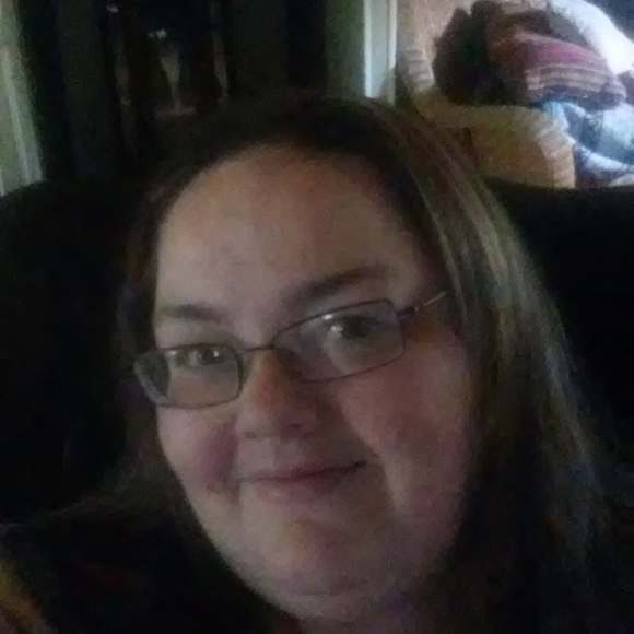 Meet your Posher, Crystal - Picture 1 of 1